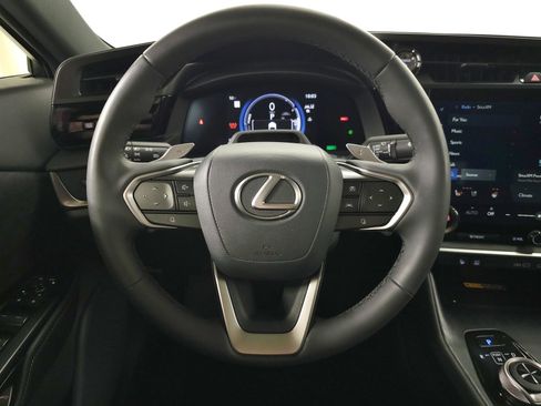 Used 2024 Lexus RZ 450e Premium image 19