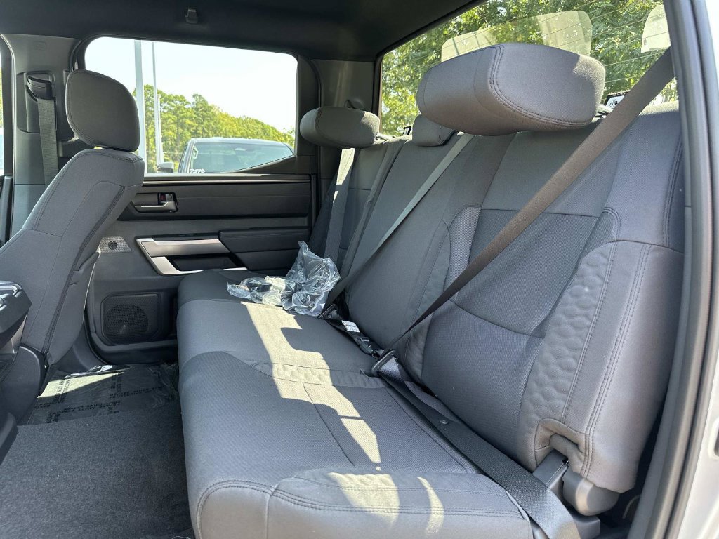 New 2026 Toyota Tundra SR5 w/ SR5 Convenience Package RWD image 17
