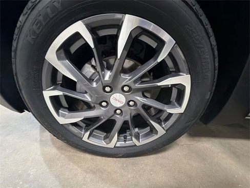 Used 2023 GMC Terrain SLT w/ Infotainment Package II image 65