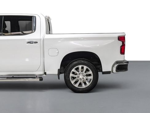 Used 2021 Chevrolet Silverado 1500 LTZ RWD image 11