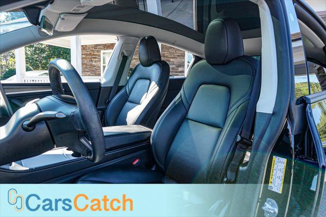 Used 2025 Tesla Model Y Long Range RWD image 21