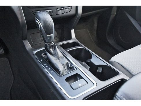 Used 2019 Ford Escape SE FWD image 30