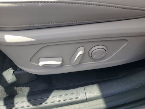 New 2026 Kia Sorento S FWD image 7