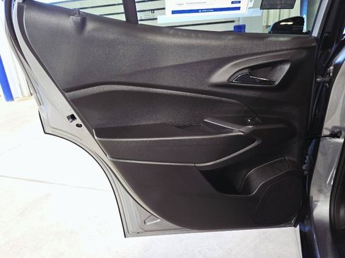 Used 2026 Chevrolet Trax RS w/ Driver Confidence Package FWD image 28