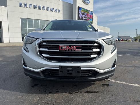 Used 2019 GMC Terrain SLT w/ Preferred Package image 2