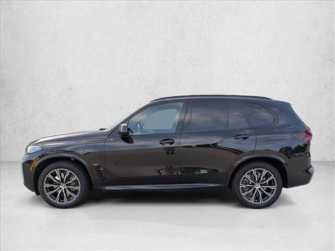 Used 2024 BMW X5 xDrive50e w/ Executive Package AWD/4WD image 7