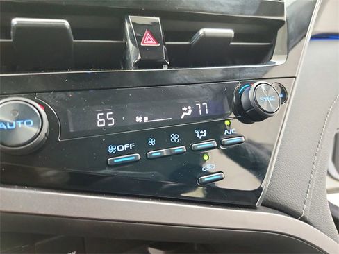 Used 2023 Toyota Camry XSE image 30