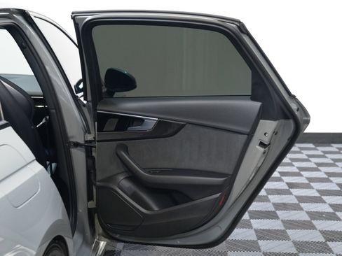 Used 2022 Audi S4 Premium image 27