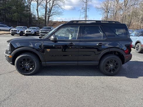 Used 2025 Ford Bronco Sport Badlands image 4