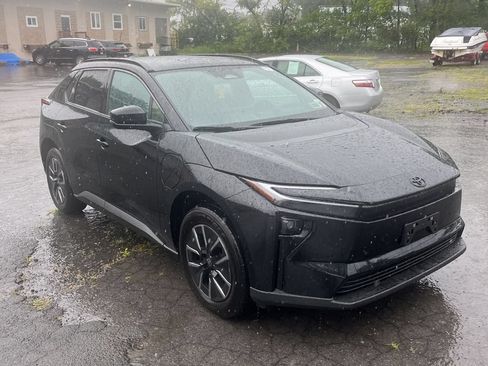 Used 2026 Toyota bZ AWD/4WD image 16