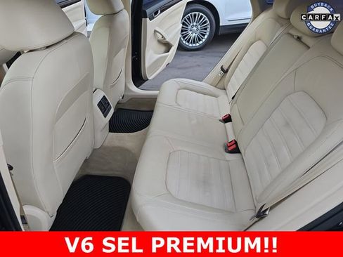 Used 2015 Volkswagen Passat 3.6 SEL Premium image 17