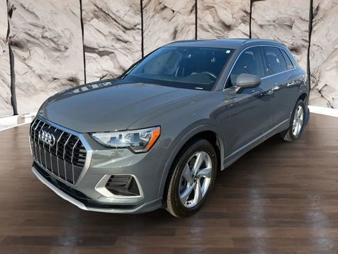 Used 2020 Audi Q3 2.0T Premium w/ Convenience Package image 7