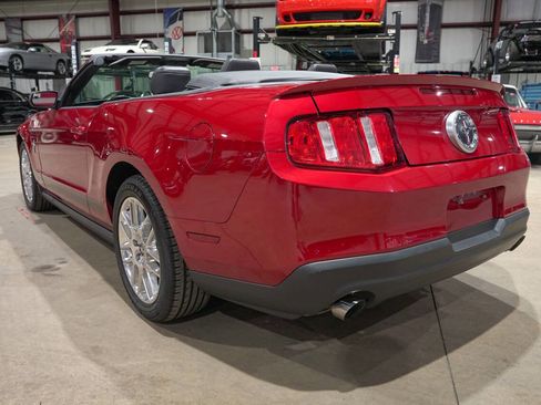 Used 2012 Ford Mustang Premium image 6