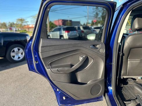 Used 2014 Ford Escape Titanium w/ Equipment Group 401A AWD/4WD image 18