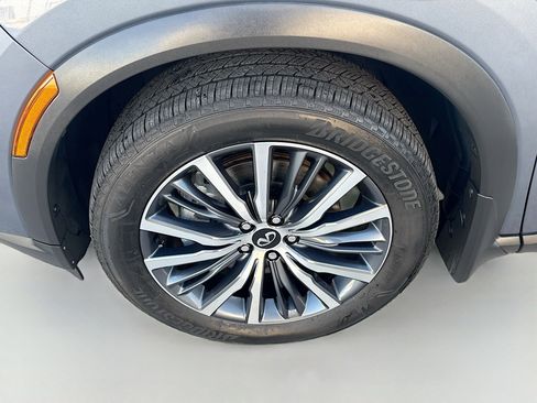 Used 2022 INFINITI QX60 Sensory w/ Cargo Package image 37