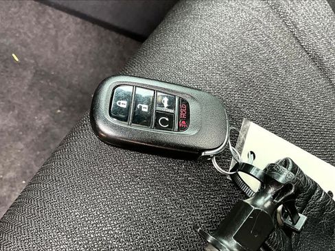 Used 2025 Honda Accord SE image 15