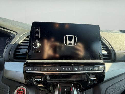 Used 2025 Honda Odyssey Sport-L image 22