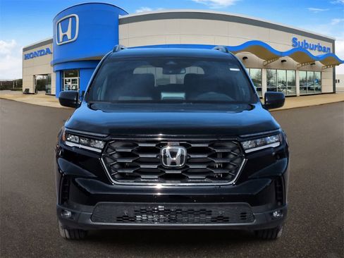 New 2025 Honda Pilot Sport image 3