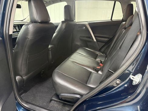 Used 2018 Toyota RAV4 XLE AWD/4WD image 24