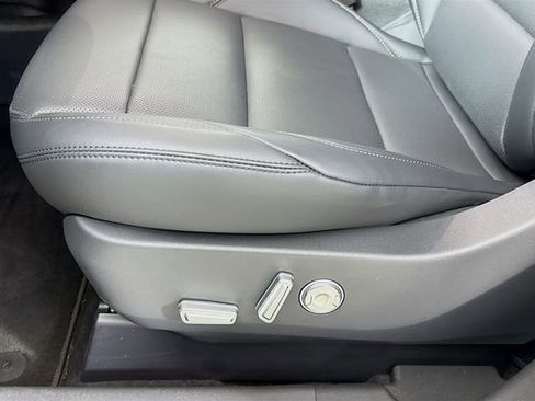 New 2026 Lincoln Nautilus Premier image 20