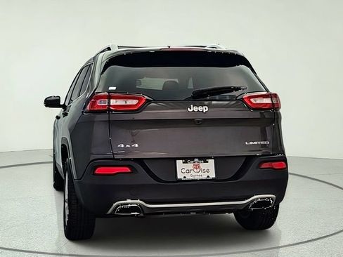 Used 2016 Jeep Cherokee Limited AWD/4WD image 5