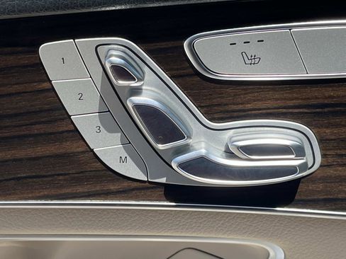 Certified 2021 Mercedes-Benz GLC 300 image 21