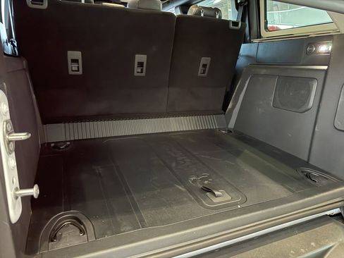 New 2025 Ford Bronco Badlands image 18