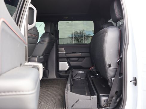 Used 2025 Ford F150 Raptor image 31