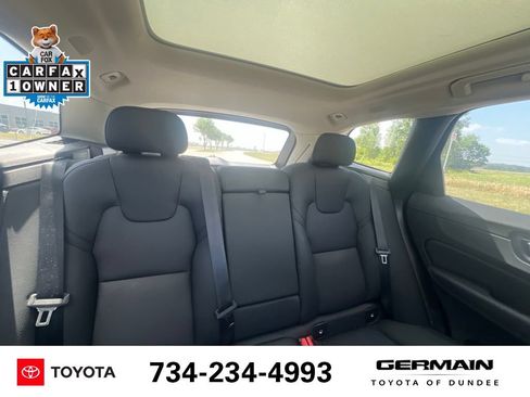 Used 2025 Volvo XC60 T8 Plus w/ Protection Package Premier AWD/4WD image 28