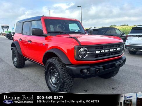 Used 2024 Ford Bronco Black Diamond AWD/4WD image 1