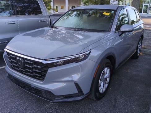 Used 2024 Honda CR-V LX image 5