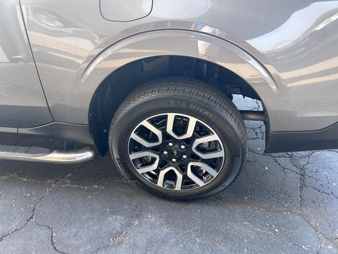 Used 2022 Ford Maverick Lariat w/ Equipment Group 500A Standard image 6