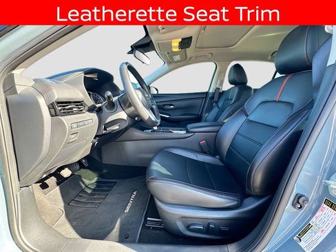 Used 2024 Nissan Sentra SR w/ SR Premium Package image 21