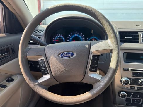 Used 2011 Ford Fusion SE FWD image 20