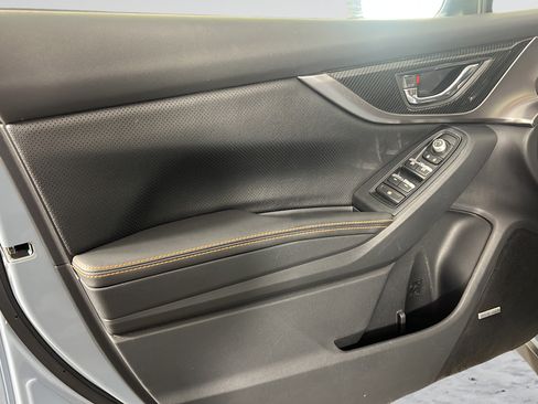 Used 2019 Subaru Crosstrek 2.0i Limited w/ Moonroof Package w/Navigation AWD/4WD image 15