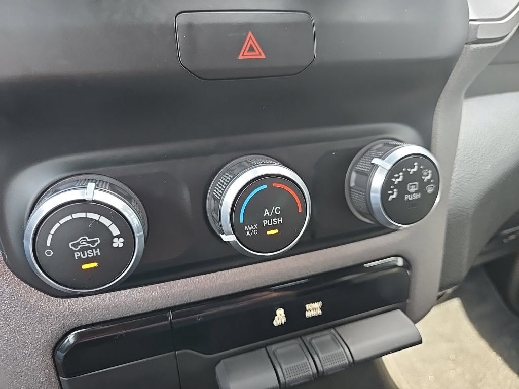 Used 2023 RAM 1500 Tradesman AWD/4WD image 60