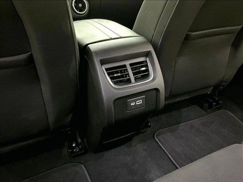 Used 2024 Chevrolet Blazer LT FWD image 25
