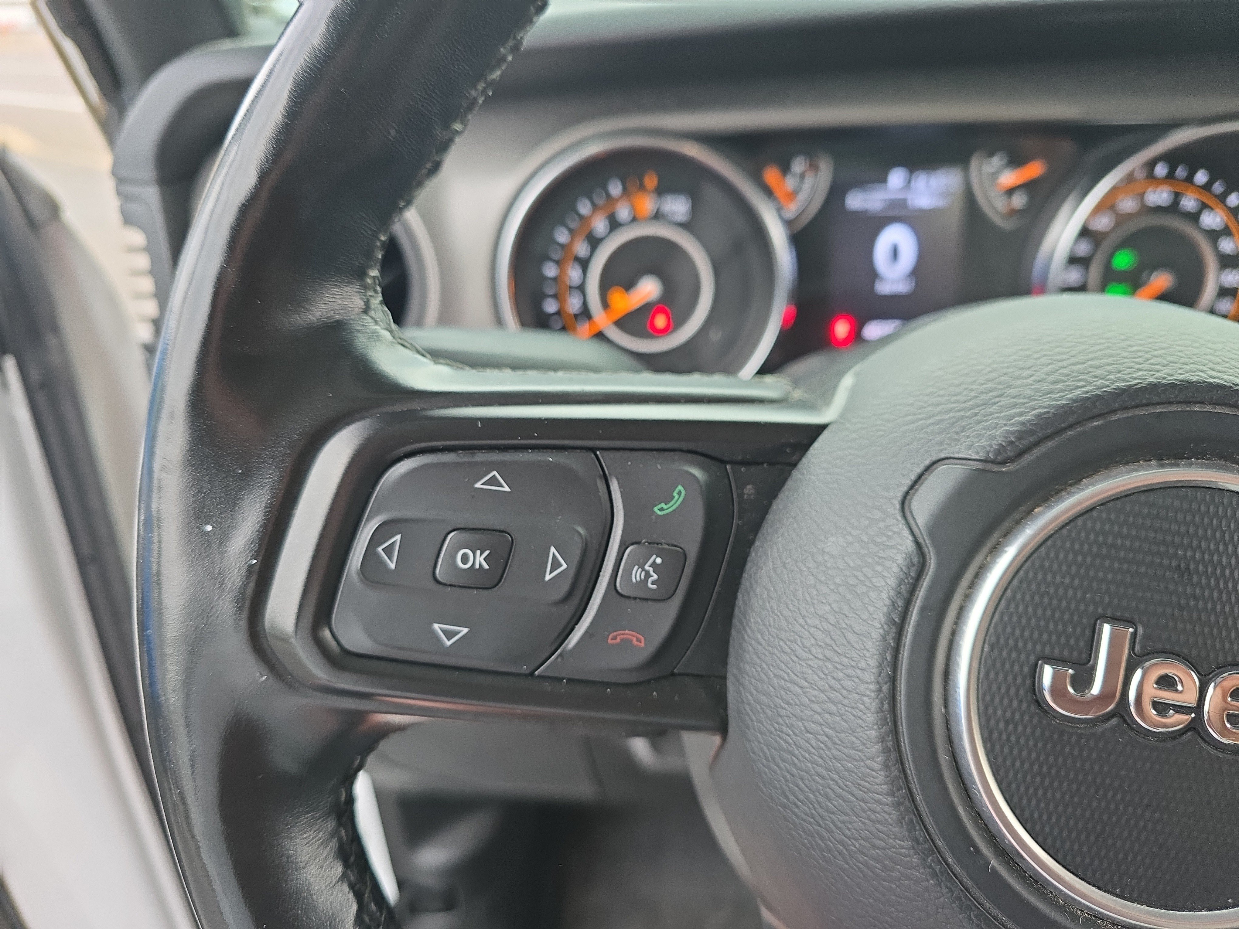 Used 2022 Jeep Gladiator Mojave AWD/4WD image 21