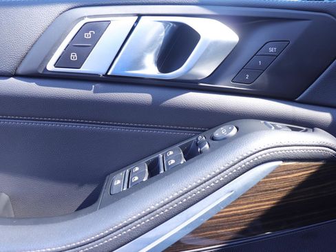 Used 2021 BMW X5 xDrive40i w/ Convenience Package image 26