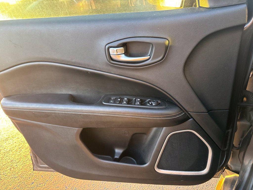Used 2020 Jeep Compass Sport FWD image 9