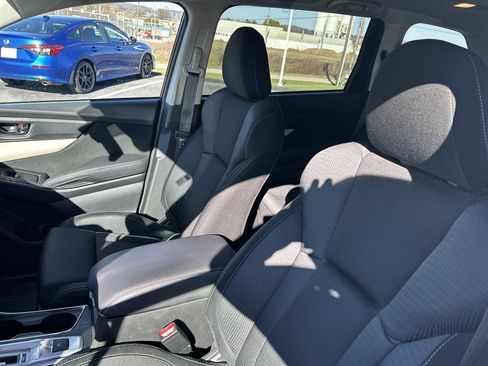 Used 2019 Subaru Ascent Premium image 38