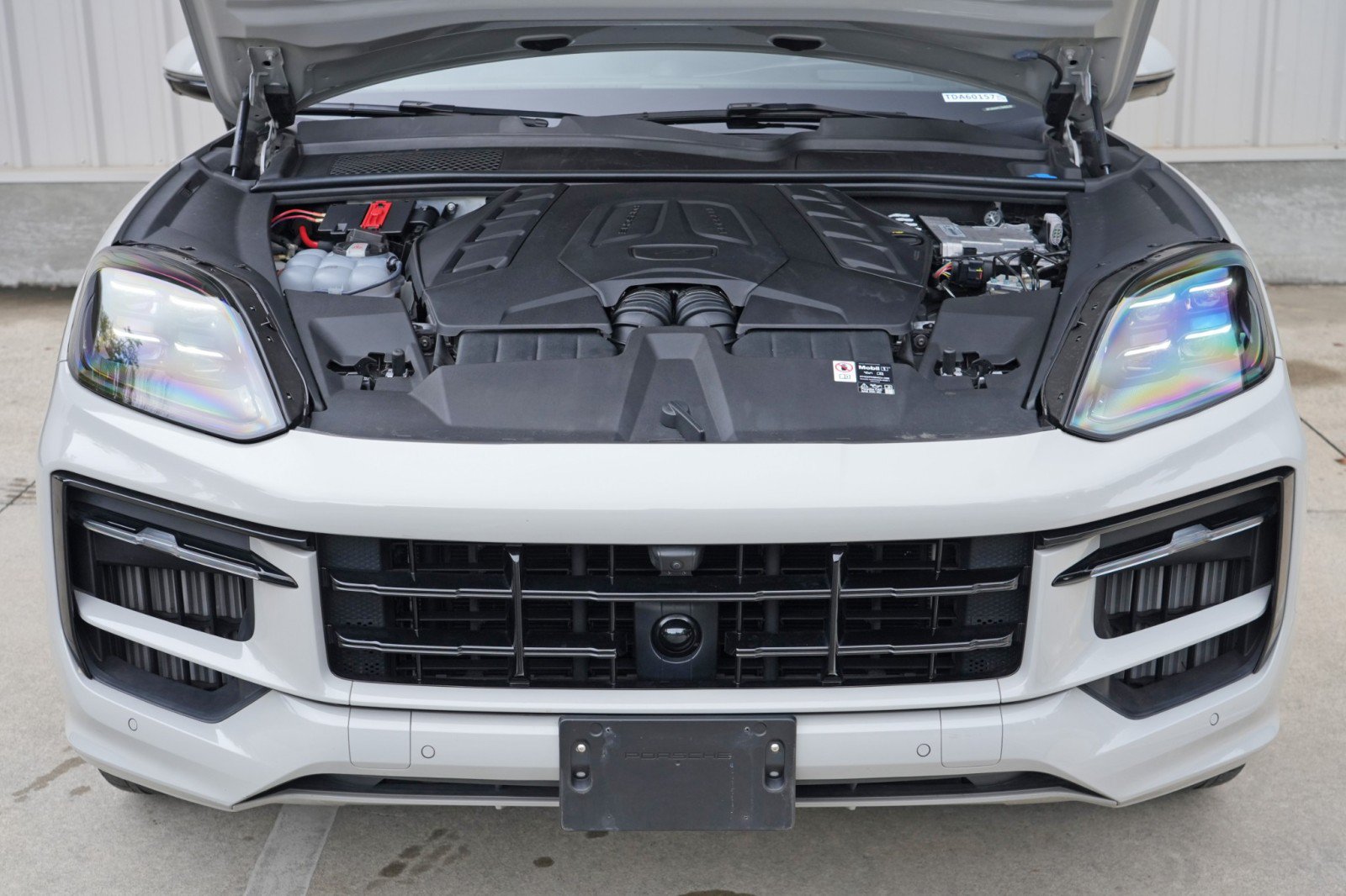 Used 2026 Porsche Cayenne GTS AWD/4WD image 8