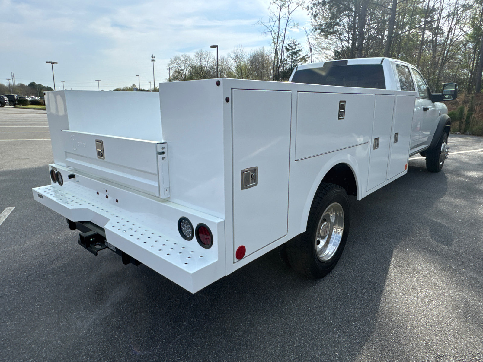 New 2026 RAM 4500 Tradesman w/ Chrome Appearance Group AWD/4WD image 5