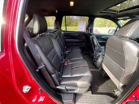Used 2023 Honda Passport TrailSport image 16