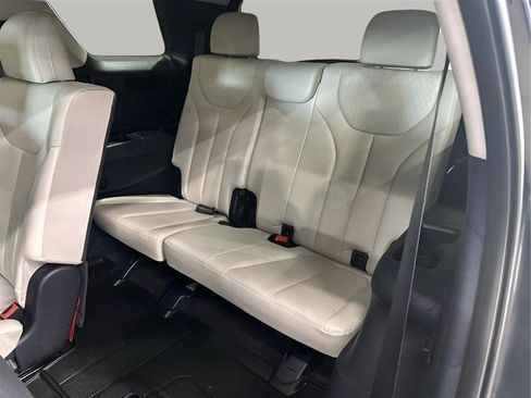 Used 2022 Hyundai Palisade SEL w/ 8P Bench Seat Package FWD image 13