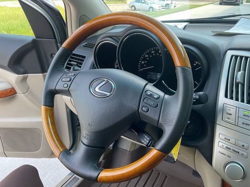 Used 2007 Lexus RX 400h AWD image 18