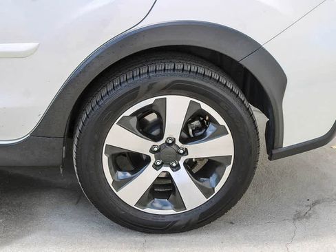 Used 2015 Subaru Crosstrek Touring AWD/4WD image 6