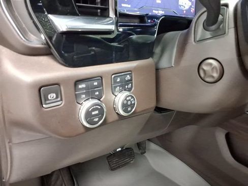 Used 2024 GMC Sierra 1500 SLT w/ SLT Premium Plus Package AWD/4WD image 20