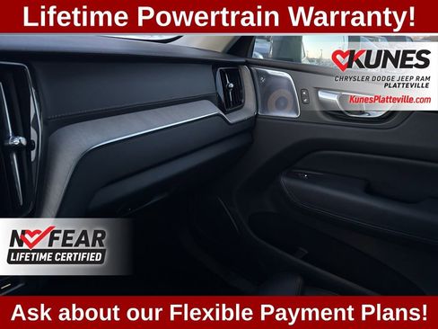 Used 2018 Volvo XC60 T8 Inscription w/ Advanced Package image 21