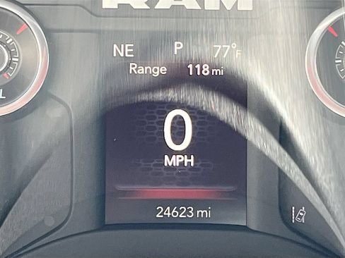 Used 2025 RAM 1500 Tradesman AWD/4WD image 12